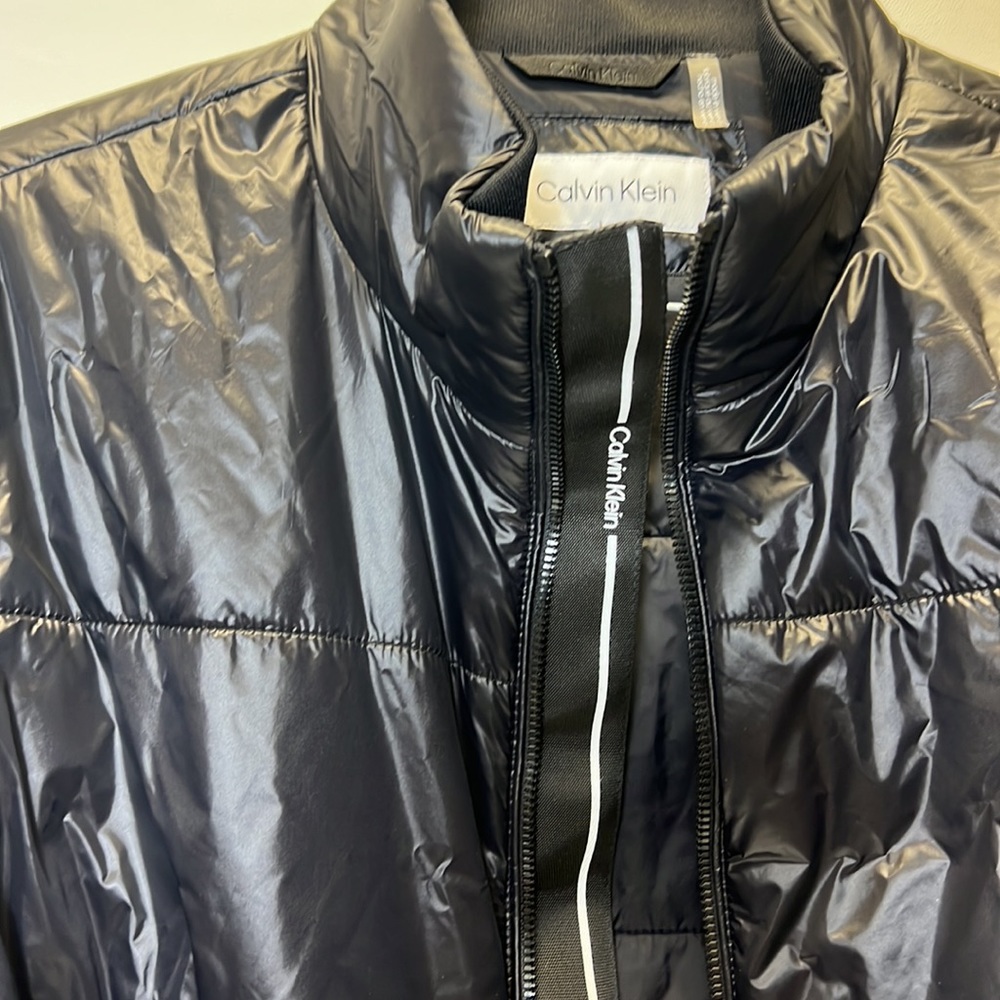 Calvin Klein puffer jacket size medium women’s - Picture 6 of 8